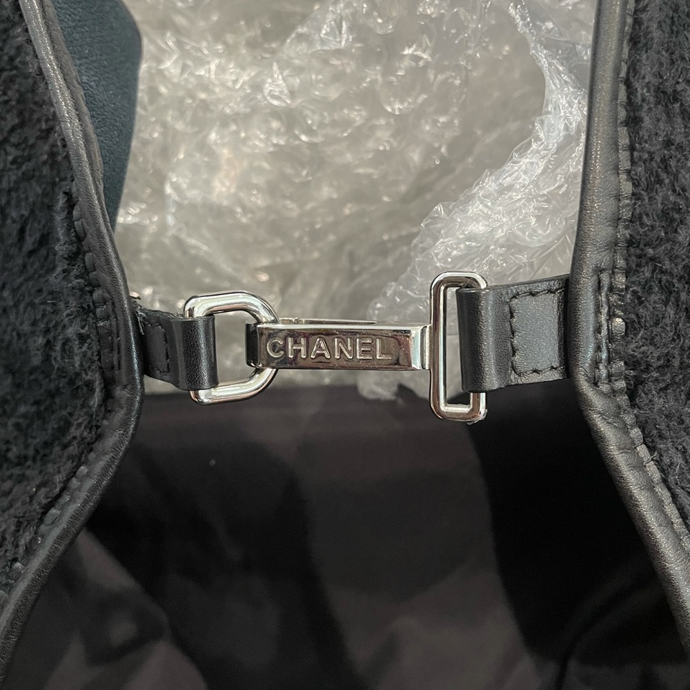 Chanel Vintage Navy Tweed and Cotton Tote Bag - Picture 4 of 10